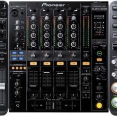 DJ set Pioneer DJM800 met 2 Pioneer CDJ1000