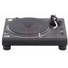 Technics SL1200 MKII  Turntable with Concorde cartridge + Case