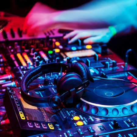 Dj installatie huren.
